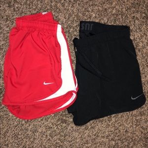 NIKE SHORTS